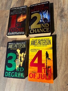 James Patterson Thriller Paperback Set - 1st to 4th